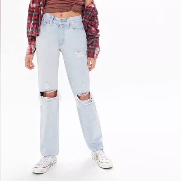 BDG Denim - BDG Urban Outfitters Light Wash Distressed Bootcut Jeans size 25